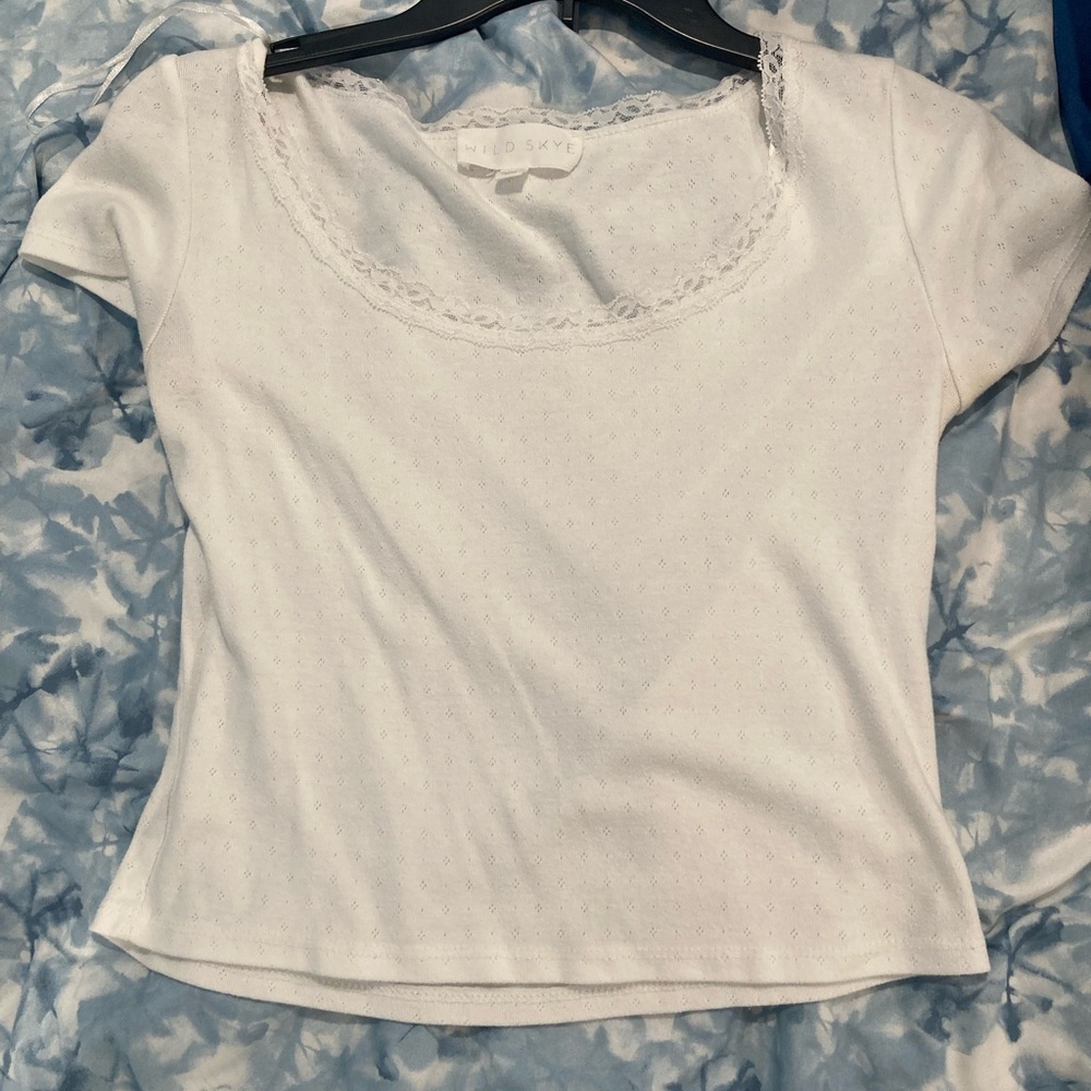 White Lace Trim Short Sleeve Tee